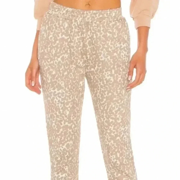 BB DAKOTA Steve Madden I
Want it Cat Way Joggers in
Camel NEW WITH TAG - Picture 2 of 6